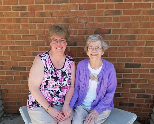 sharon-with-her-mom-oustide-crop